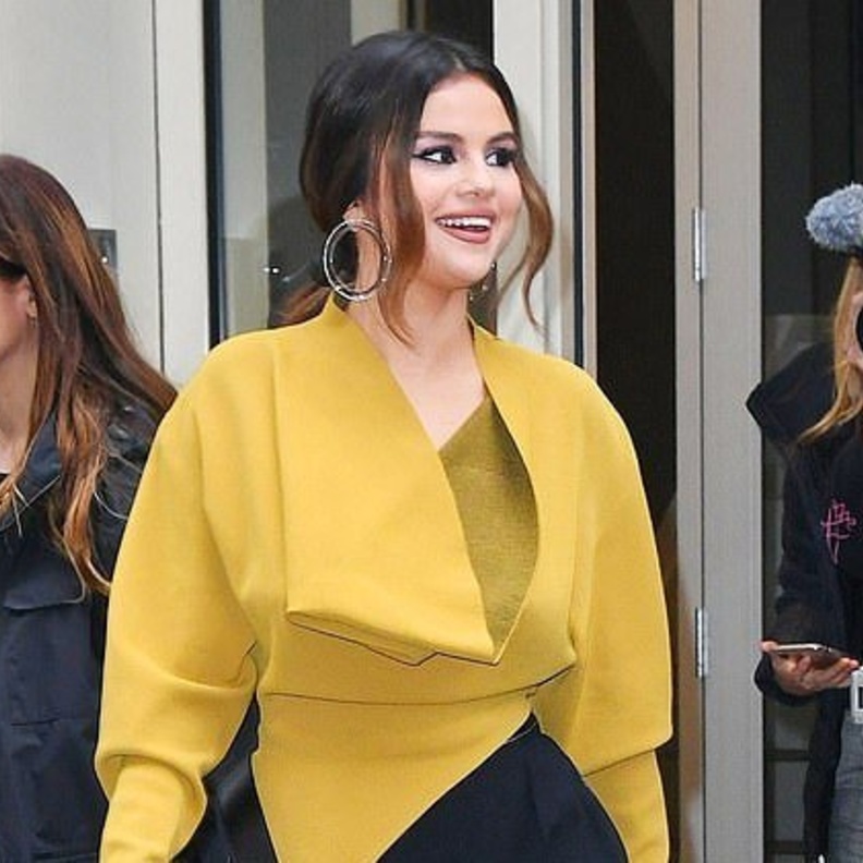 سيلينا غوميز مُبهرة بمجوهرات Messika في نيويورك