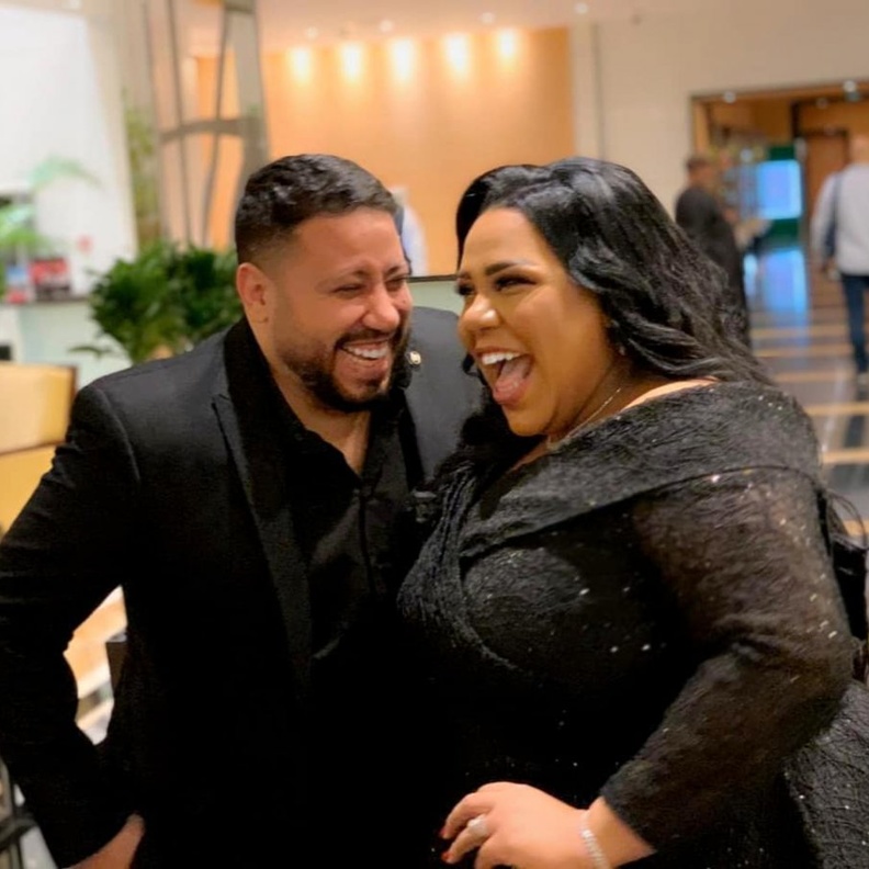 شيري عادل واحمد زاهر وزوجته وروجينا في مهرجان "بي يوند" بالكويت