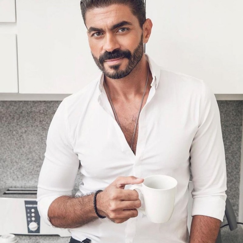 خالد سليم قبل وبعد خسارته للوزن