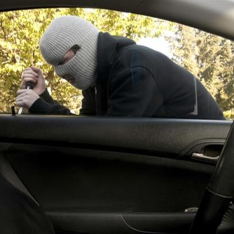 كيفية حماية السيارة من السرقة عن طريق الموبايل