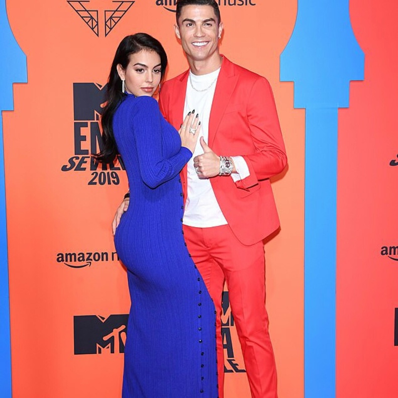 كريستيانو رونالدو و جورجينا رودريجيز 