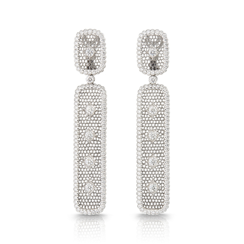 أقراط من بوتشيلاتي Buccellati