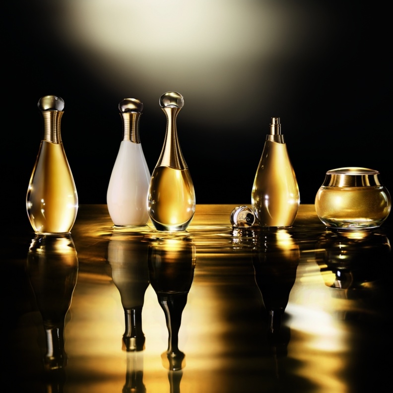 Divine BathJ’adore..لحظة من العناية مكرّسة لك فقط من Dior