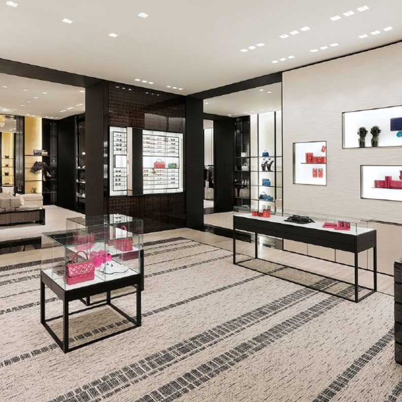 CHANEL تفتتح بوتيك جديد للأزياء في أبو ظبي