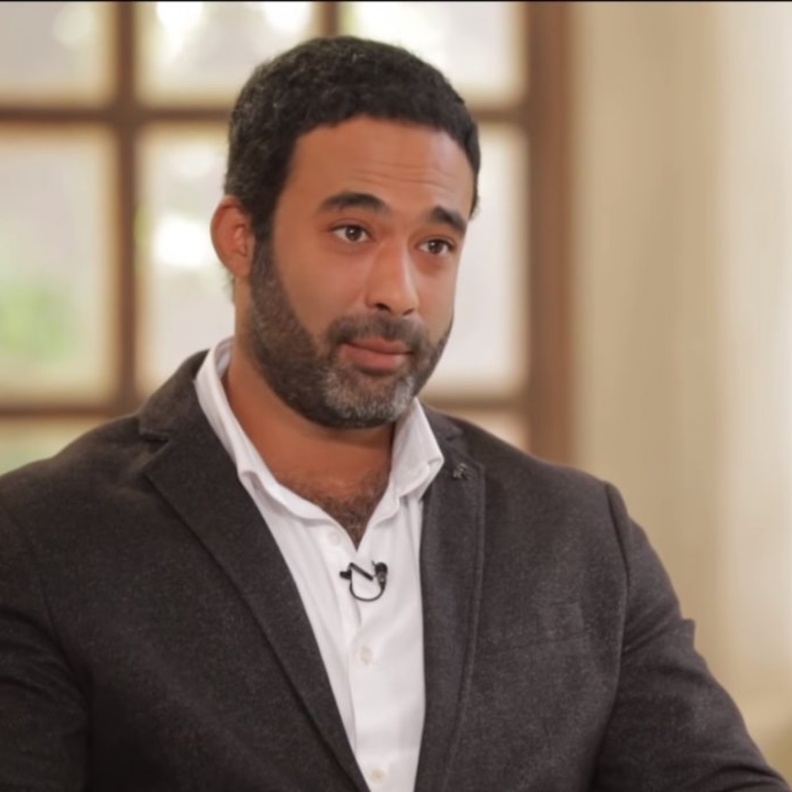 الفنان هيثم أحمد زكي