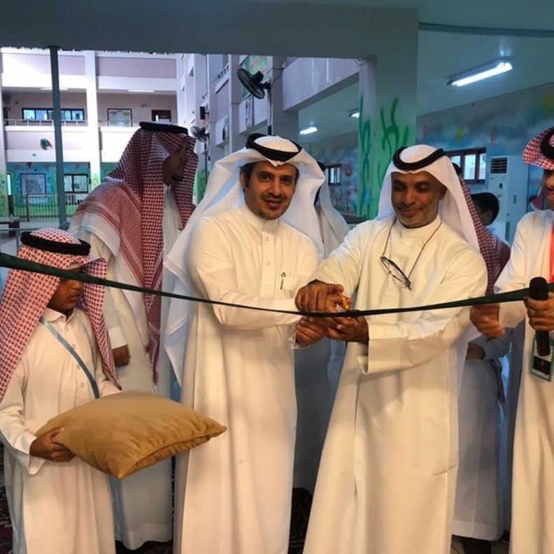 اطلاق أول نادي مدرسي للشعر العربي في جدة