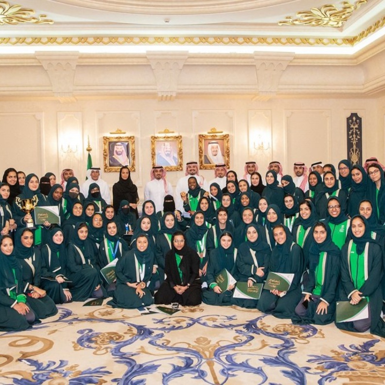 تكريم أول بعثة رياضية نسائية تمثل المملكة بشكل كامل في محفل خارجي