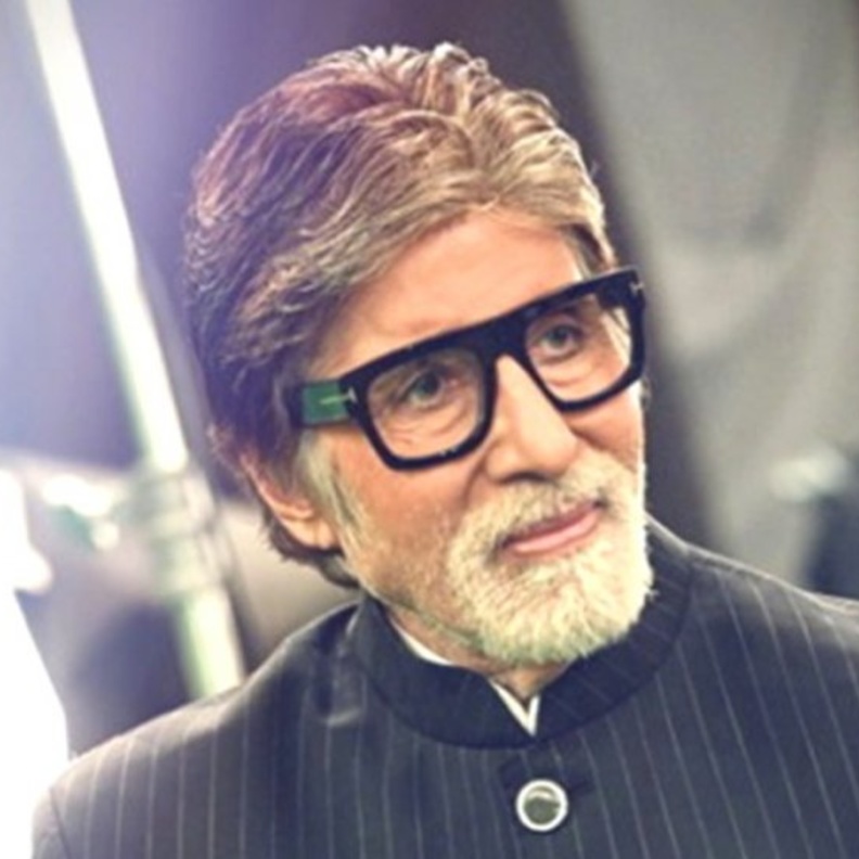 تهنئة مؤثرة من أبهيشيك باتشان