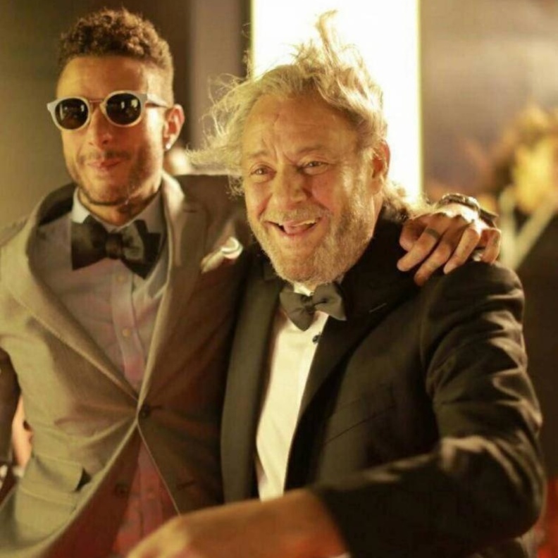 احمد الفيشاوي مع والده الراحل