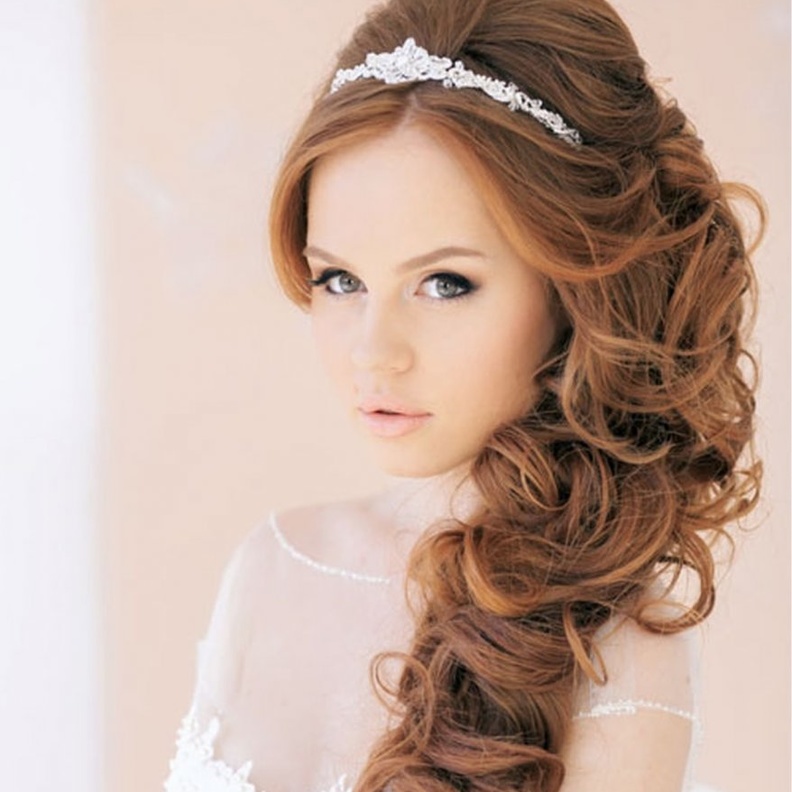 احصلي على شعر ناعم بعد ترطيبه بزيت الارغان