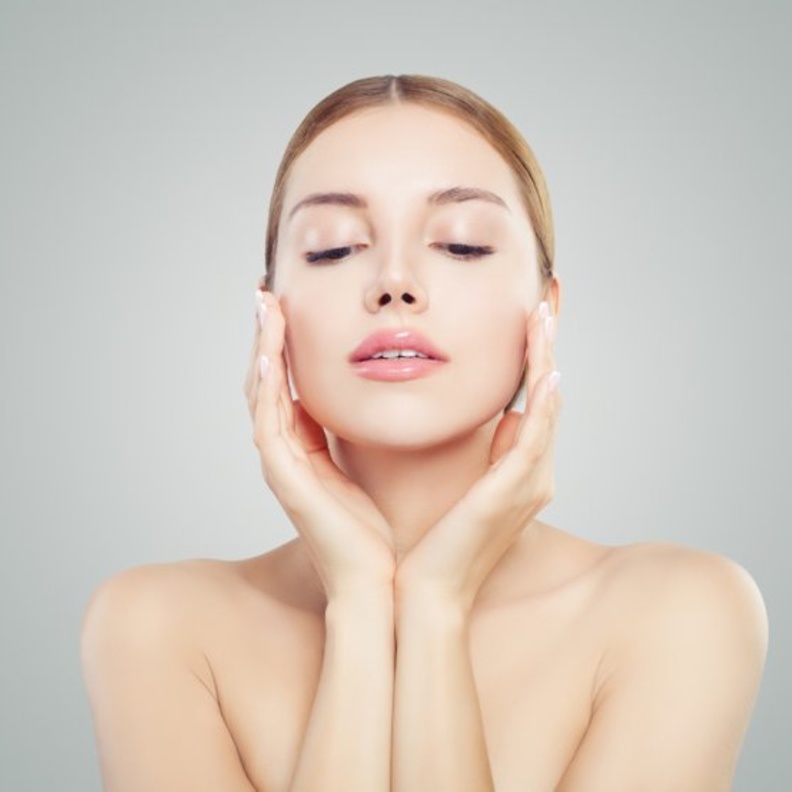  الكولاجين يعزز من شباب البشرة