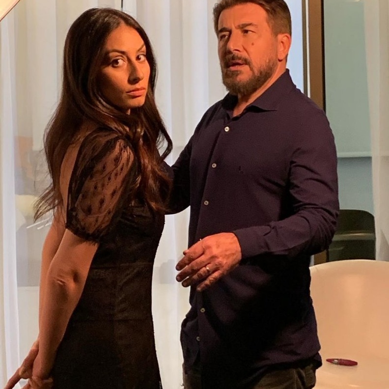 تيم حسن وكاريس بشار في كواليس مسلسل العميد