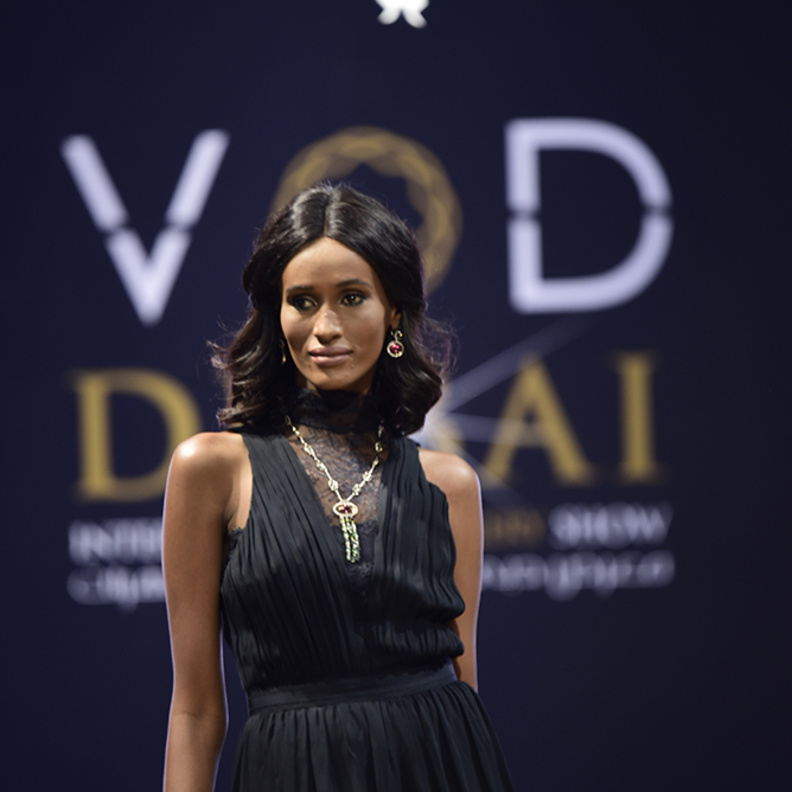 معرض دبي الدولي للمجوهرات 2019 