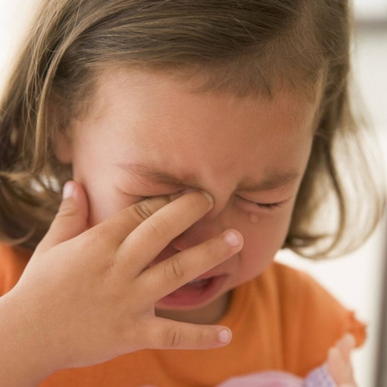 اسباب ظهور الهالات السوداء عند الاطفال وطرق علاجها