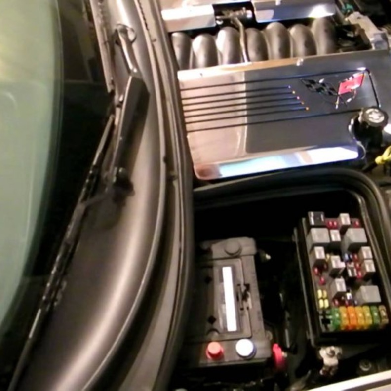 سرقة السيارة