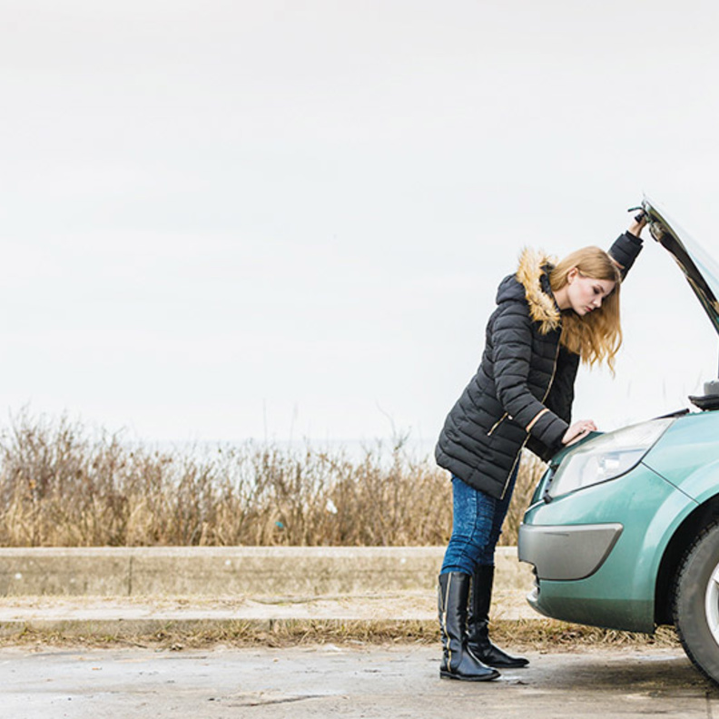  الحفاظ على بطارية السيارة في فصل الشتاء