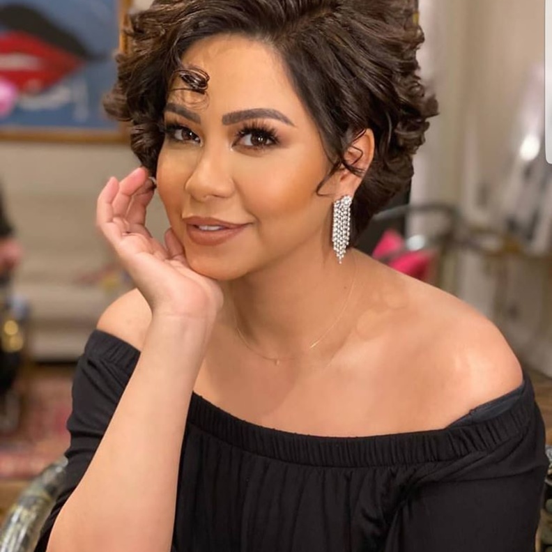 شيرين عبدالوهاب تبهر الجمهور بـ نيو لوك عصري