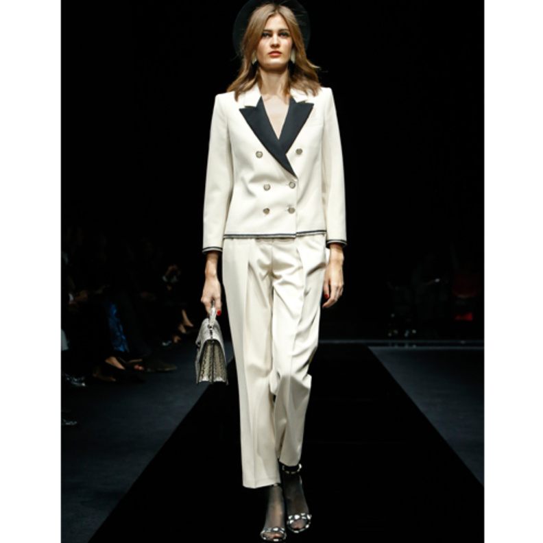 Giorgio Armani مجموعة ما قبل الخريف لموسم 2020-2021