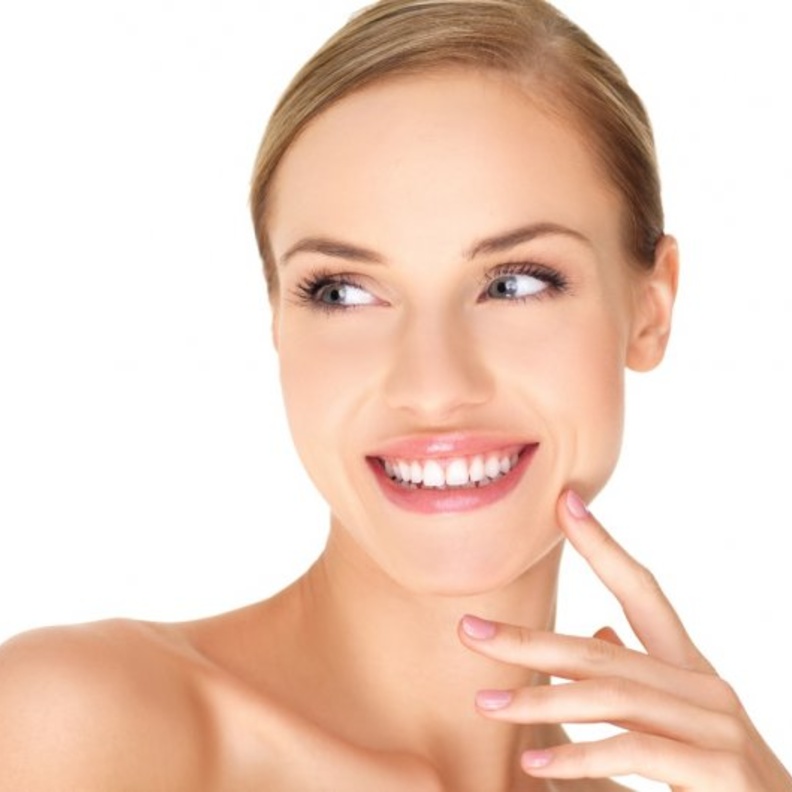  لا بد من ازالة الشعر الزائد بافضل الطرق قبل الزفاف