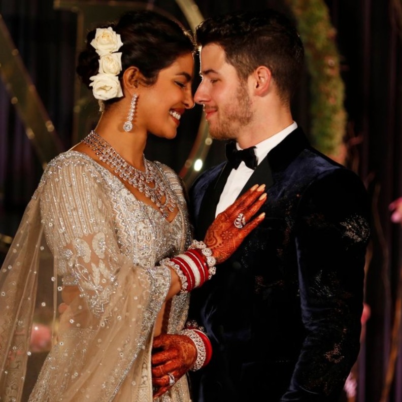 بريانكا تشوبرا وزوجها 