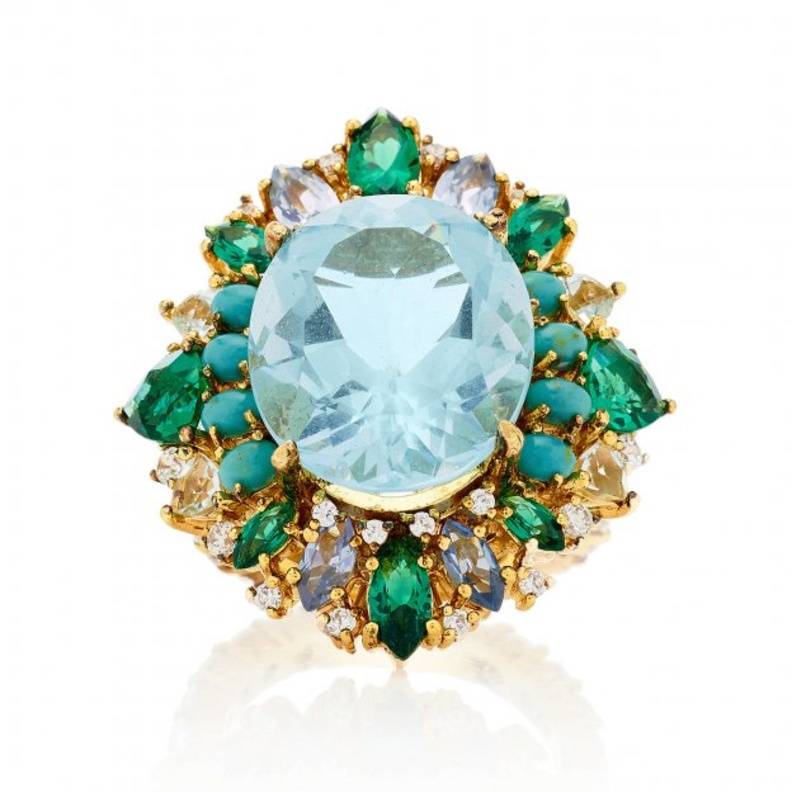 اسوارة من لورين نيكول Loren Nicole