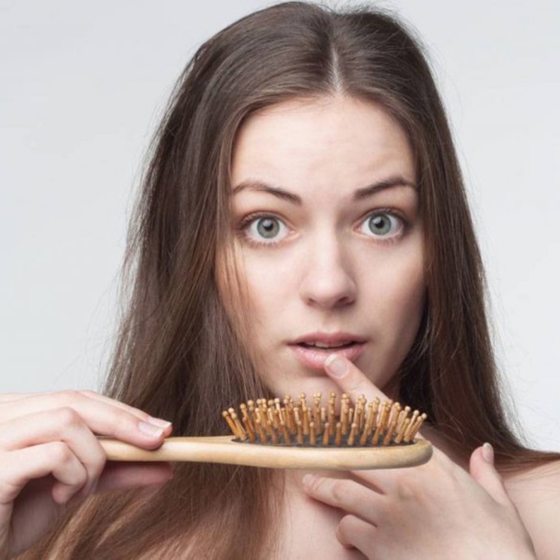 الاثار السلبية لدواء مينوسيكلين هل من بينها تساقط الشعر