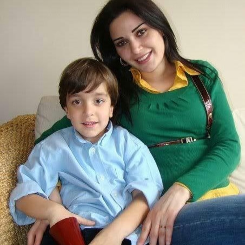 إصابة ابن شقيقة سيرين عبدالنور بالسرطان