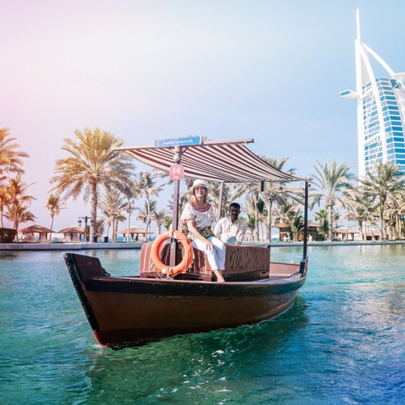 استمتع بالعطلة في دبي