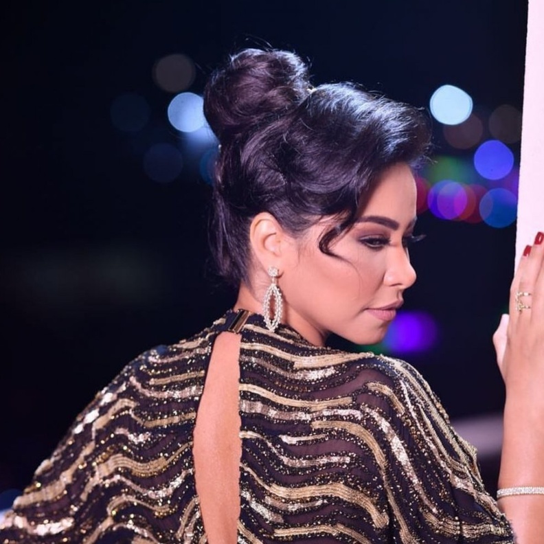 تسريحات منخفضة للشعر القصير مستوحى من شيرين عبدالوهاب