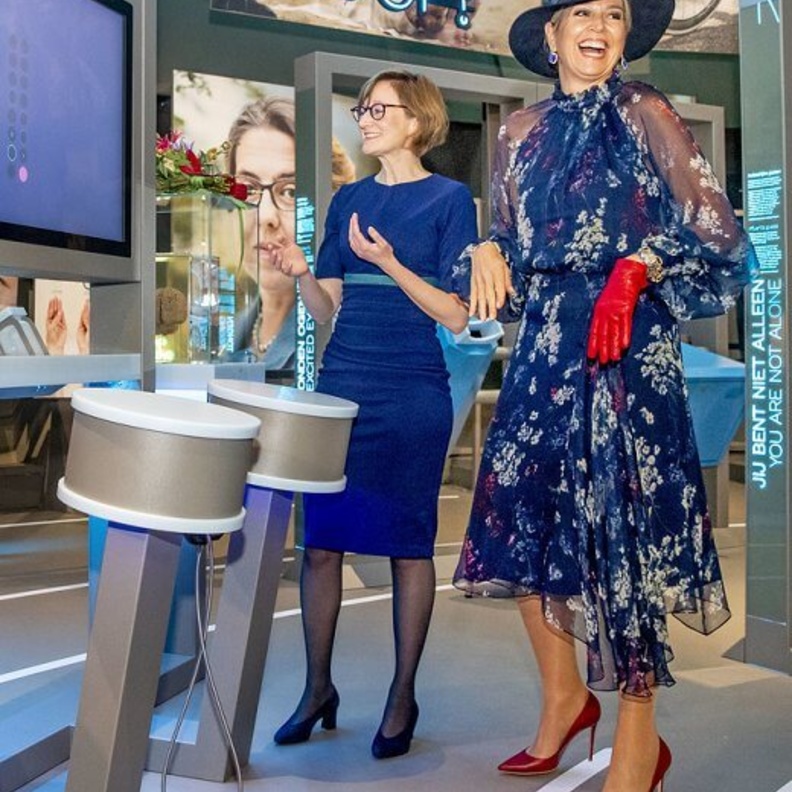  افتتحت الملكة ماكسيما (Queen Maxima) ملكة هولندا معرض Humania في متحف NEMO للعلوم