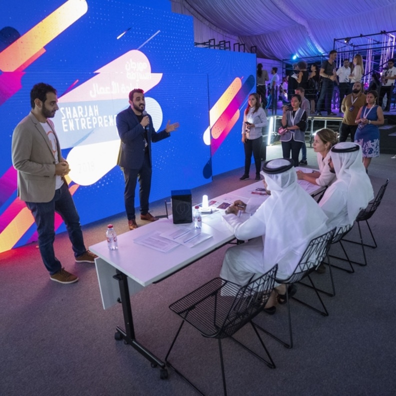 متحدثون عالميون يلهمون المشاركين بمهرجان الشارقة لريادة الأعمال 2019.. و"شراع" يطلق مسابقة لاختيار أفضل فكرة مشروع