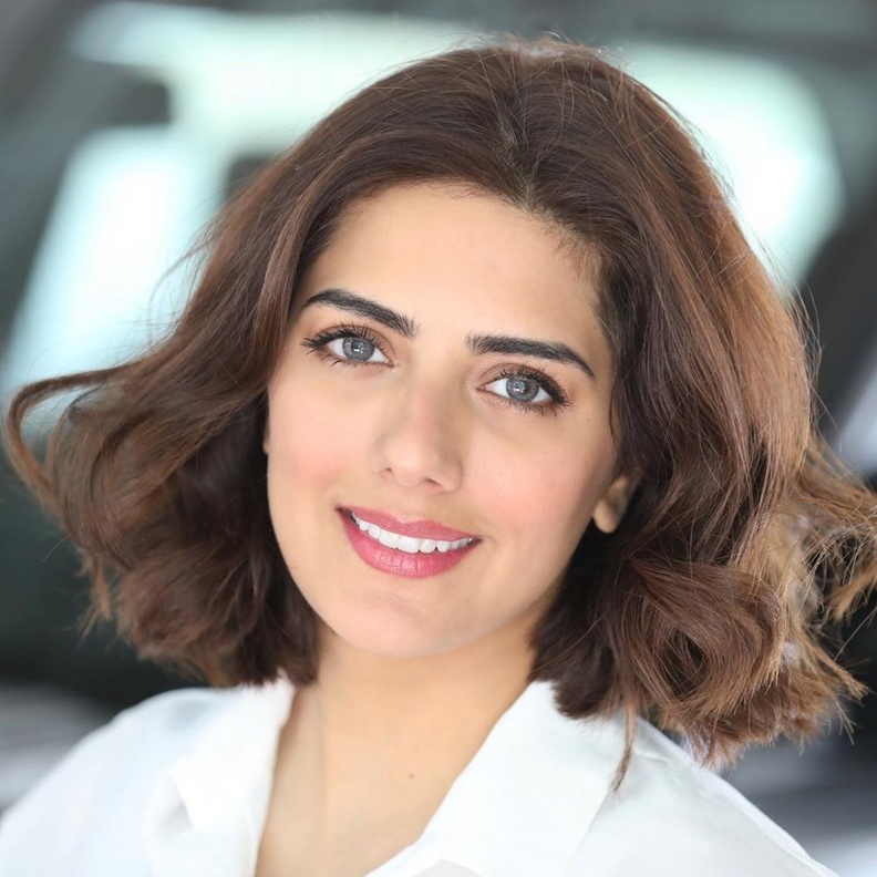 هيا عبد السلام تخلت عن لون شعرها القديم