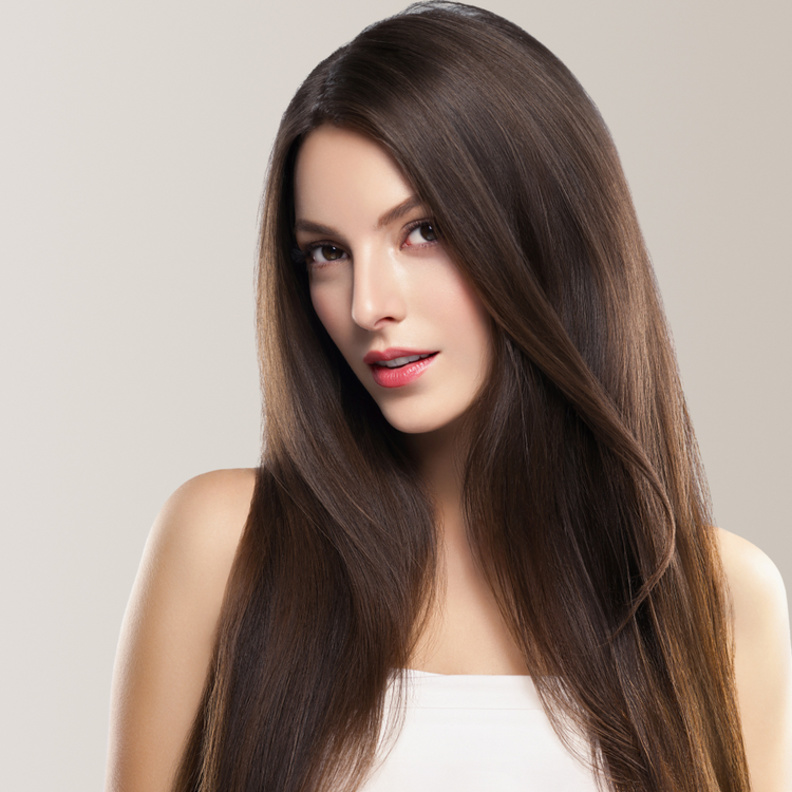 تعرفي على فوائد زيت الجوجوبا للشعر الدهني وكيفية استخدامه