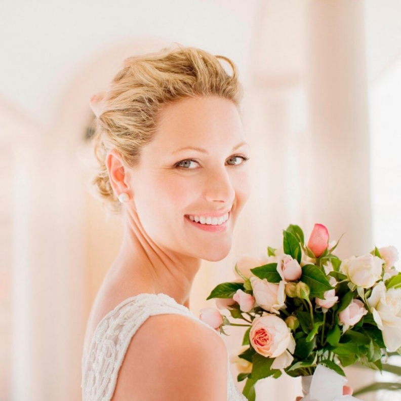 ماسكات مغذية لنضارة بشرة العروس