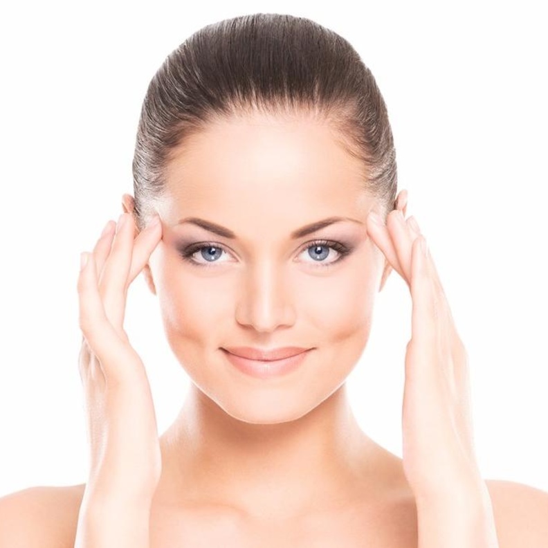 فوائد العسل لازالة الهالات السوداء وطرق استخدامه