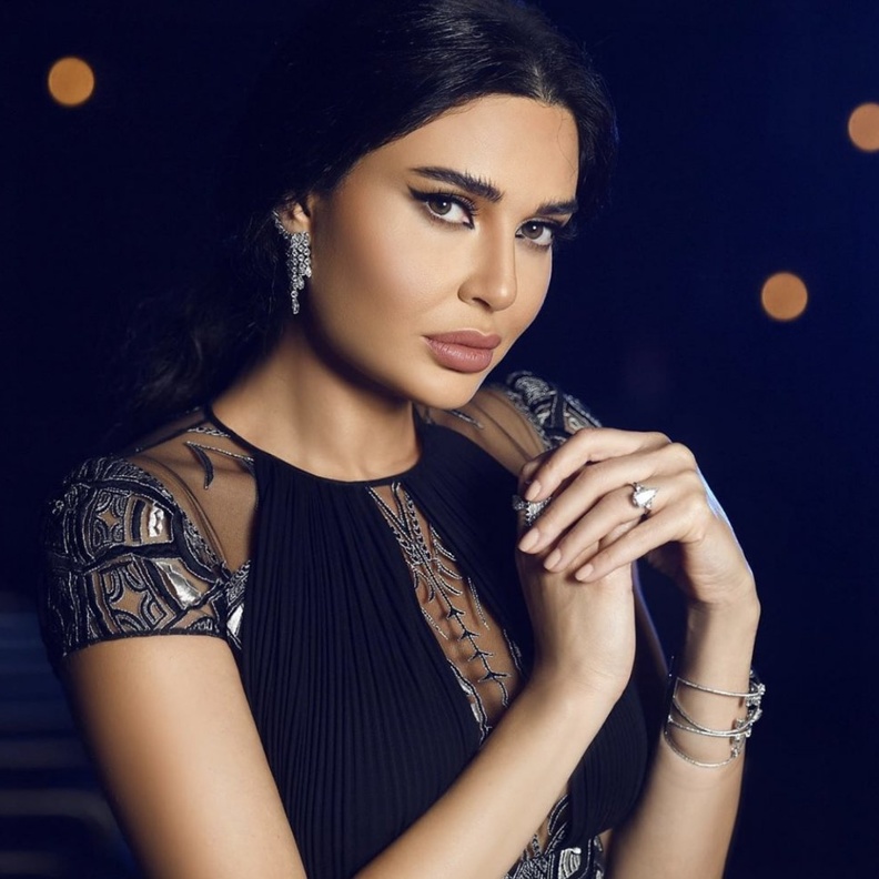 سيرين عبد النور بمجوهرات من آزار جيمز Azar Gems