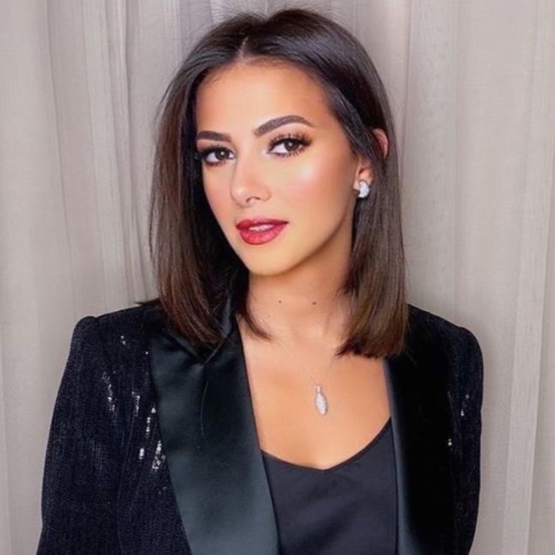 دنيا سمير غانم تتخلى عن لون شعرها الفاتح