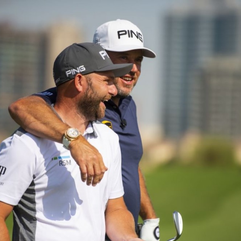 تحدي ودي في دبي.. بين فريق Audemars Piguet لمحترفي الغولف مع عشاق الساعات