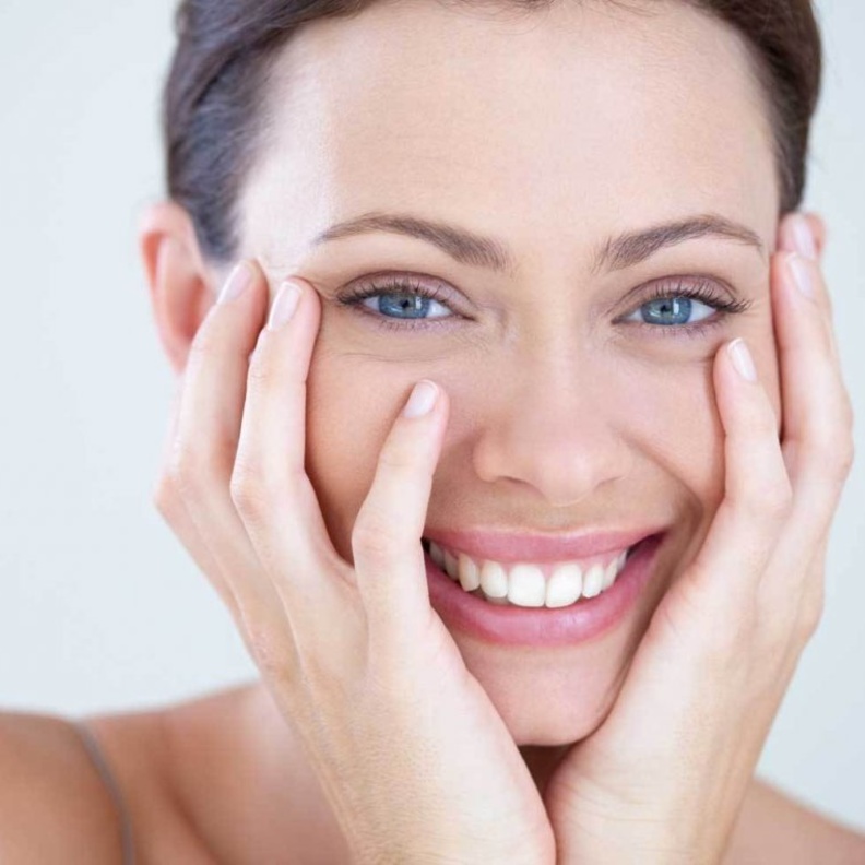 اطعمة للحصول على بشرة نضرة 