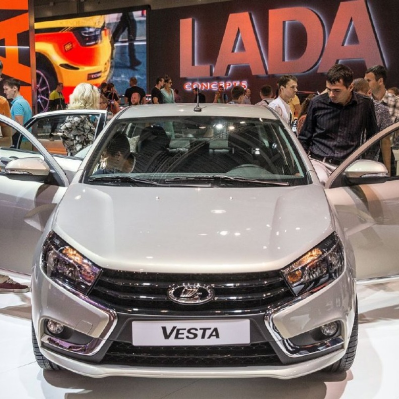 لادا تبدأ عمليات بيع سيارة Vesta المعدلة