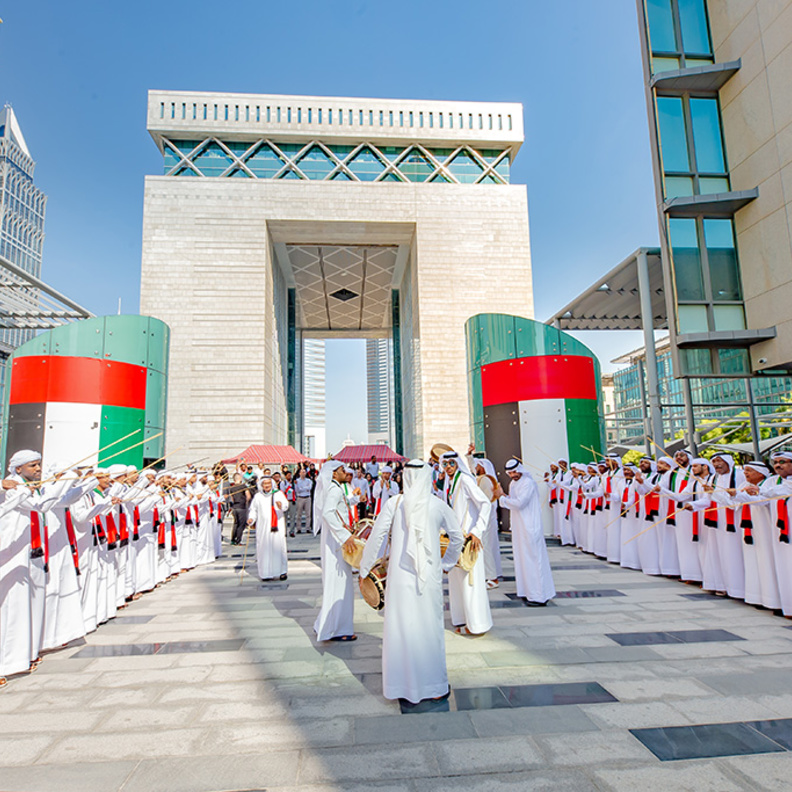 هكدا احتفلت الدوائر والمؤسسات والهئيات باليوم الوطني الـ48 للإمارات