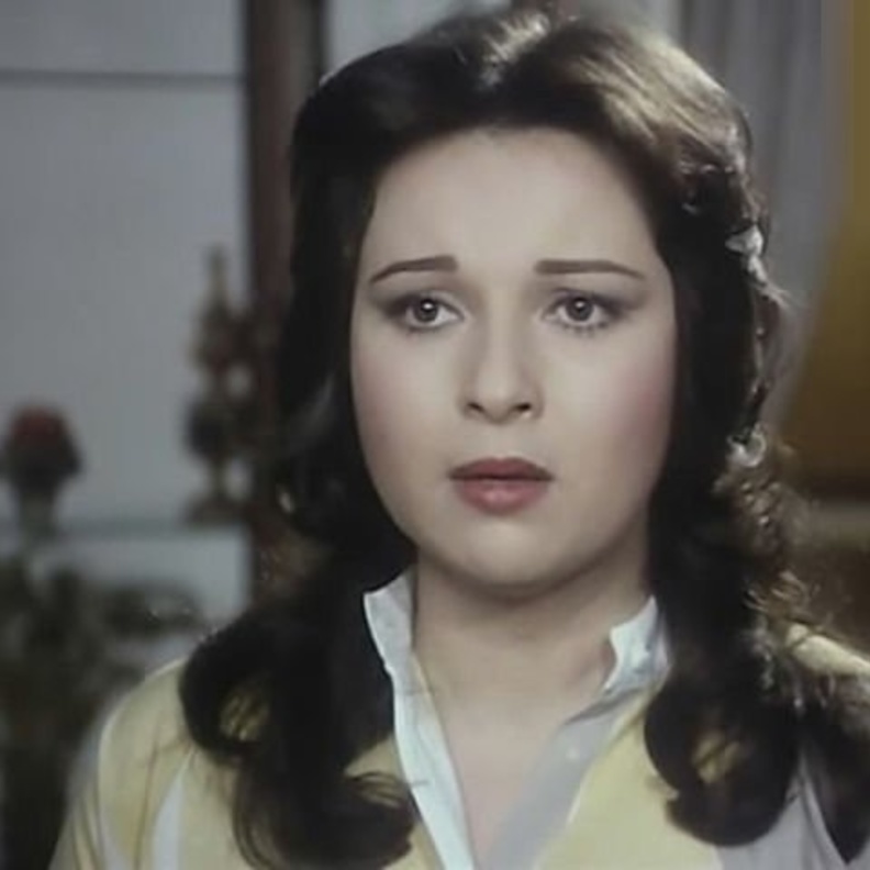 الفنانة المعتزلة نورا في فترة شبابها