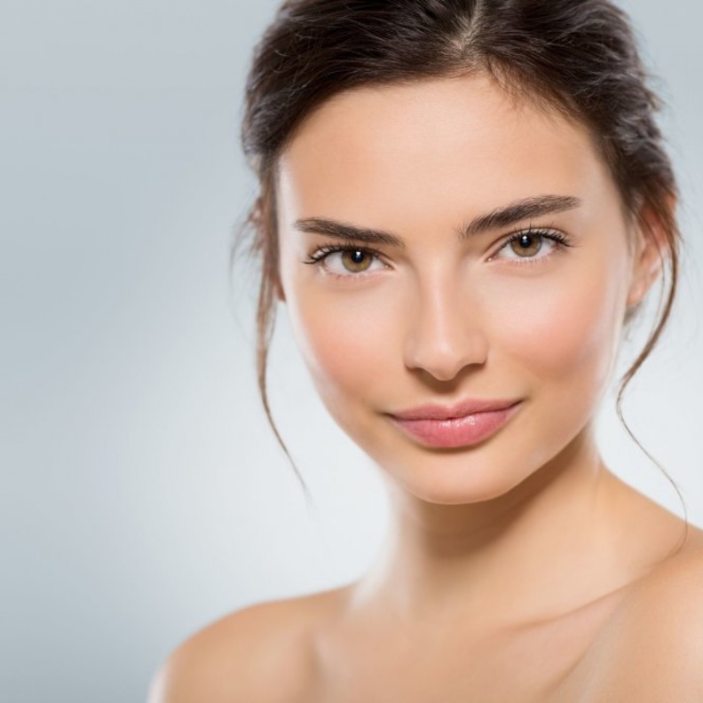 استخدمس زبدة الشيا لتليين الجلد وزيادة إنتاج الكولاجين