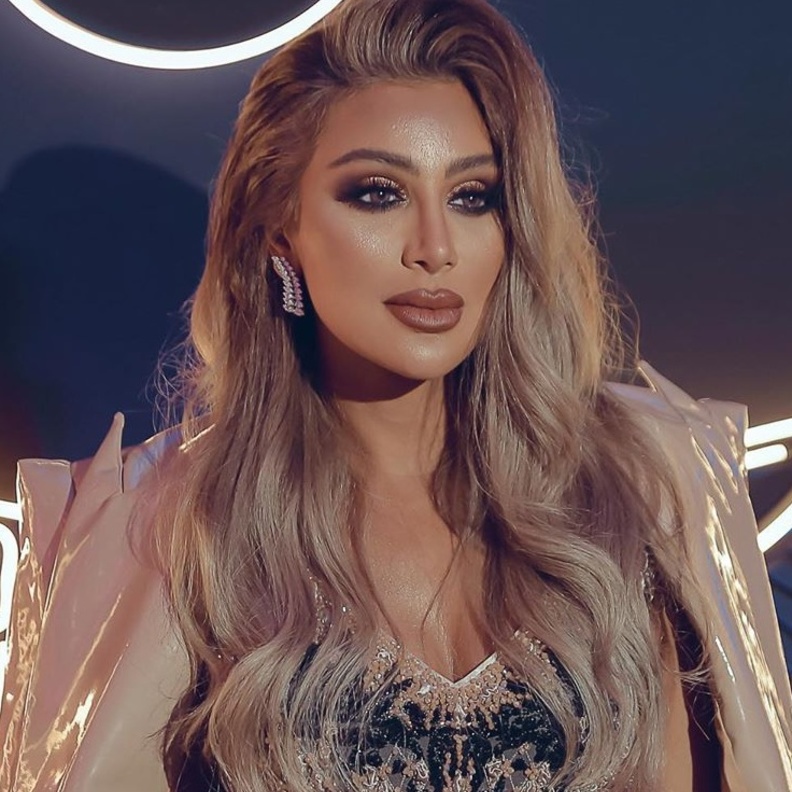 اي تسريحة شعر ستختارين  احتفالا باليوم الوطني الاماراتي 48