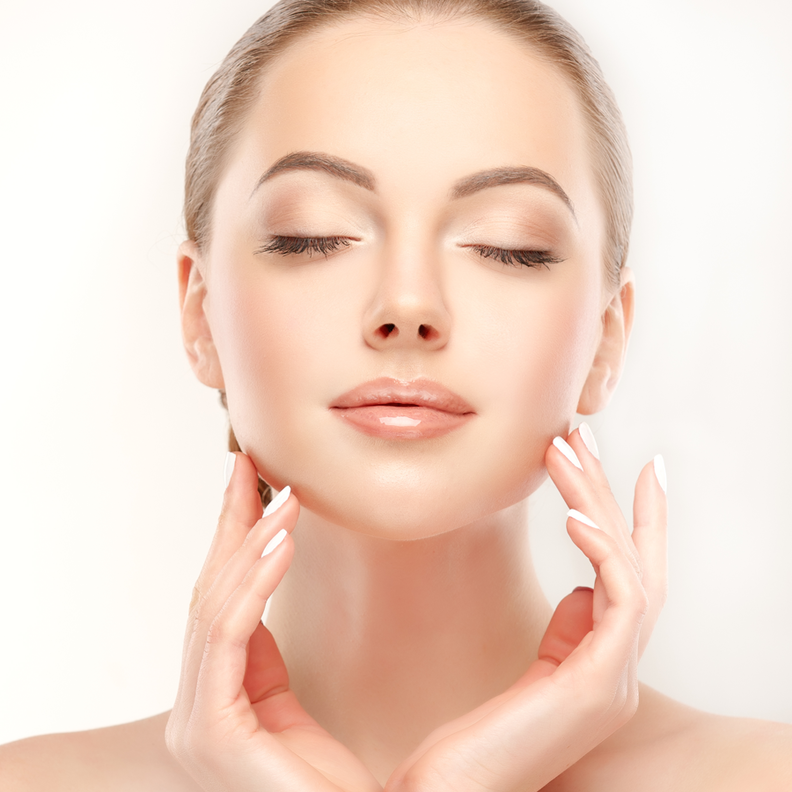 تعرفي على كيفية علاج مسام الانف الواسعه وطرق التخلص منها