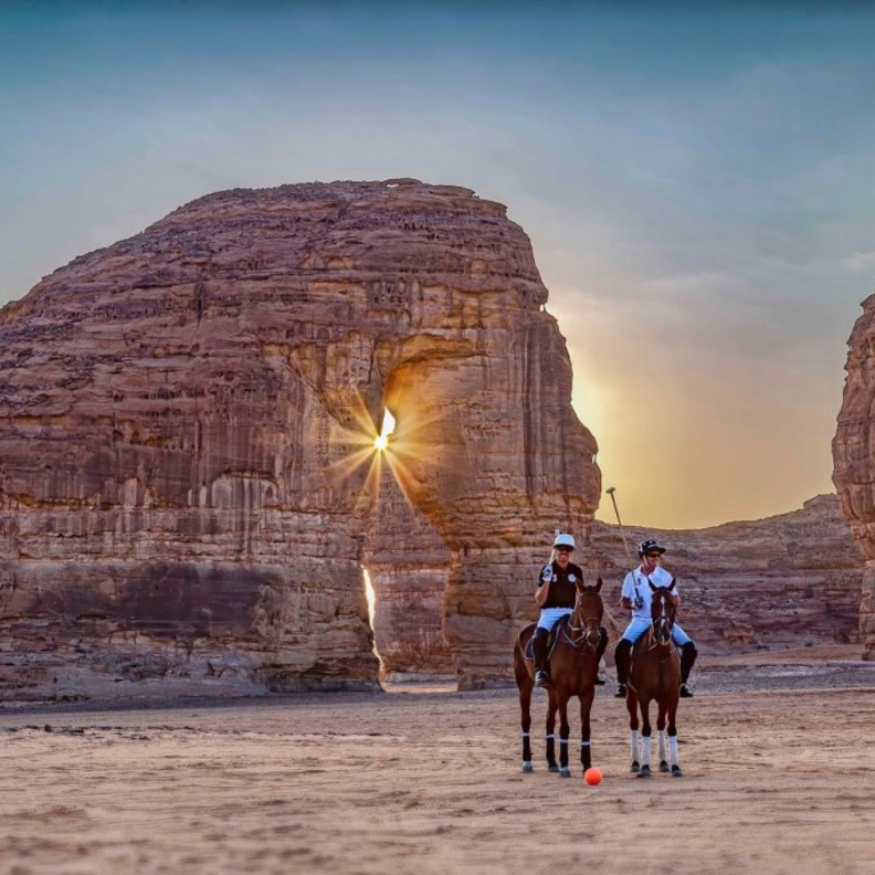 شتاء طنطورة ..  روعة الأجواء العربية في بطولة العلا لبولو الصحراء