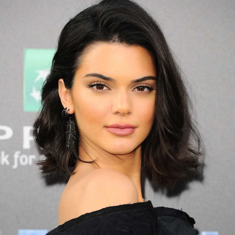  تسريحات شعر شبابية لشتاء 2020 من وحي اطلالات كيندال جينر