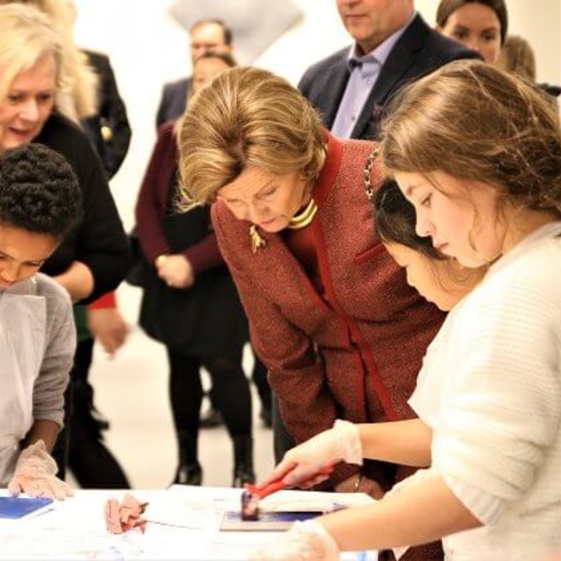 الملكة سونيا تقدم جائزة الملكة سونيا المدرسية لعام 2019