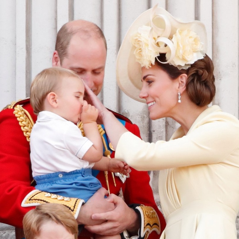 كيت ميدلتون تكشف أن طفلها لويس بدأ الكلام