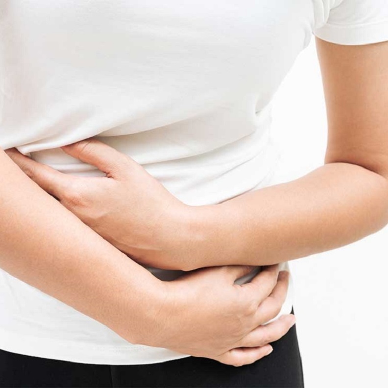 ألم أسفل البطن من أعراض حصوات الحالب